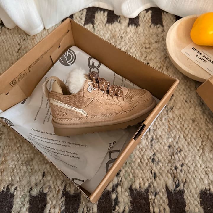 UGG Lowmel Casual Sneakers – Kids Collection in Rich Brown