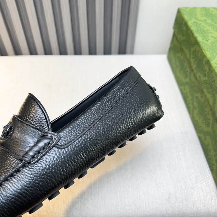 Gucci Premium Leather Loafers in Black Embossed Leather