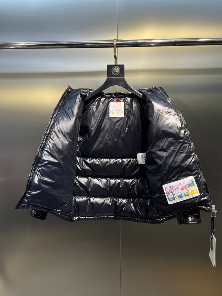 Moncler Maya Short Down Jacket – Kids Collection in Cream White