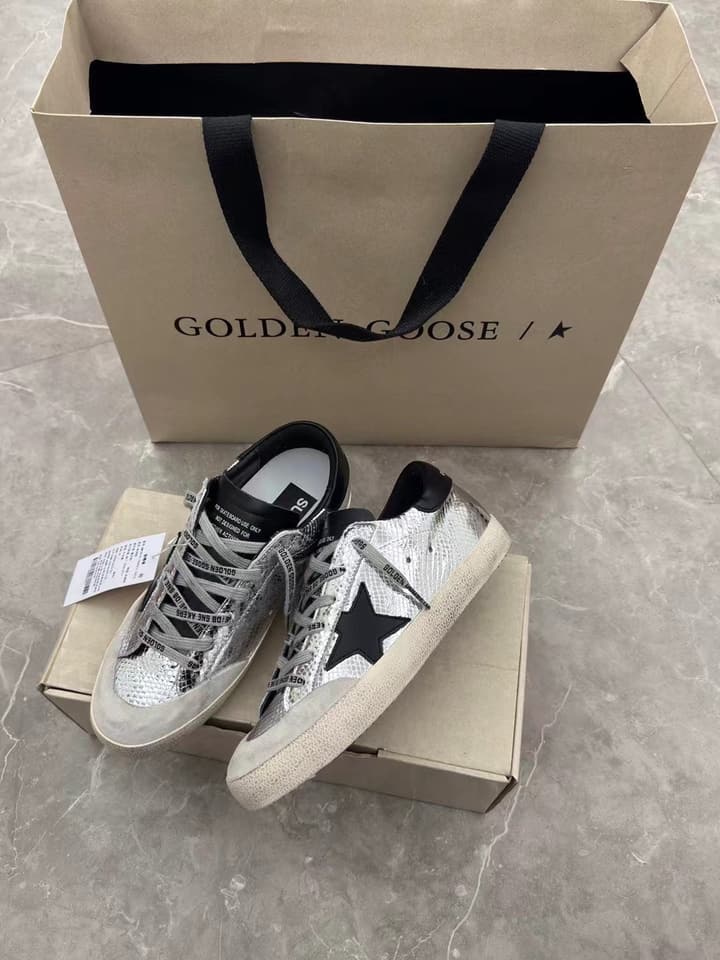 Golden Goose Superstar Sneakers – 2024 New Collection in Silver Checkered With Black Star
