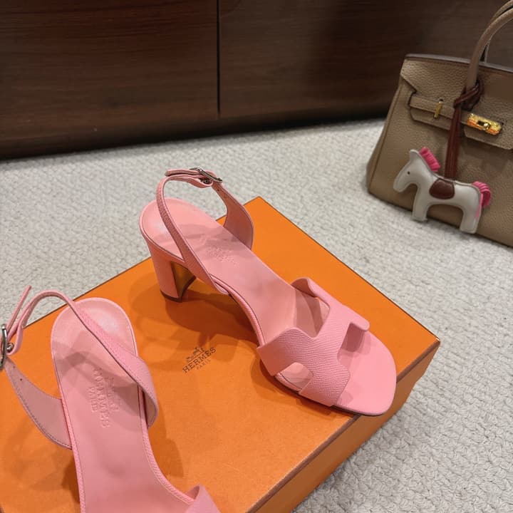 Hermès Eremite 80 Heeled Sandals in Blush Pink