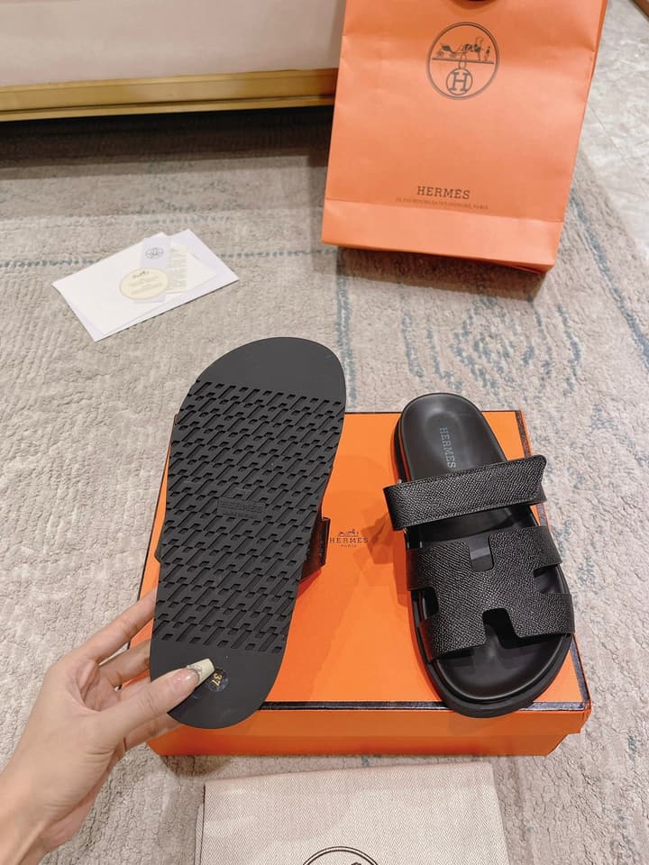 Hermès Chypre Suede Unisex Slides in Black With Dark Blue Strap