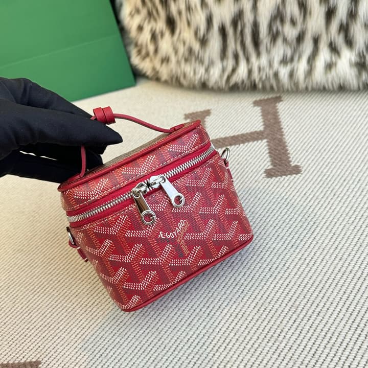 Goyard Muse Vanity Ultra Mini Cosmetic Bag in Blue
