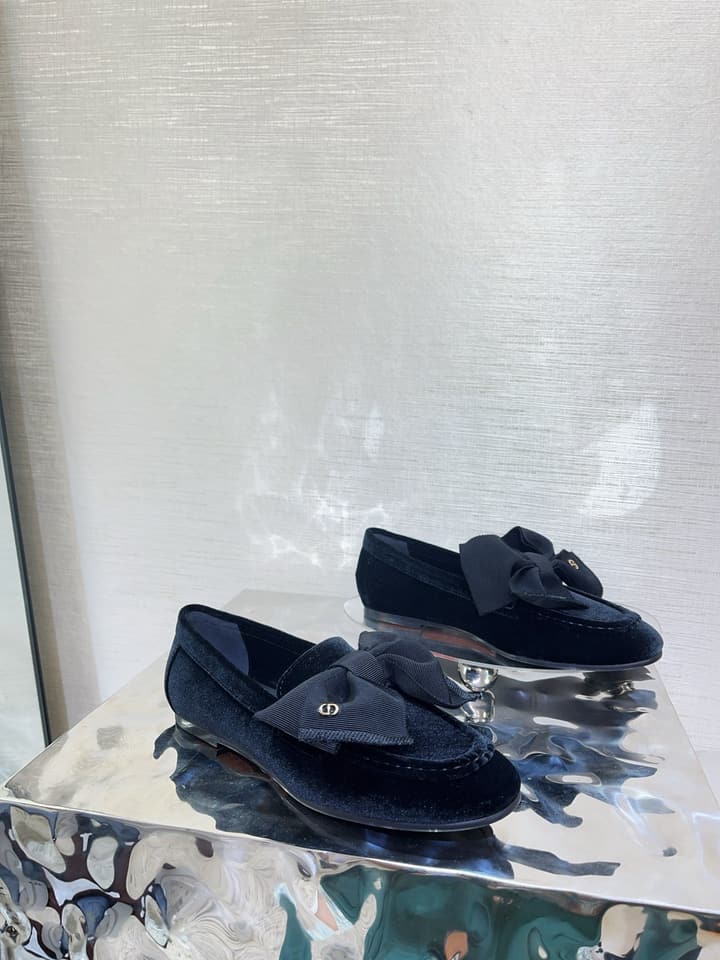 Dior Diorissimo Velvet Loafers – 2025 Autumn Collection
