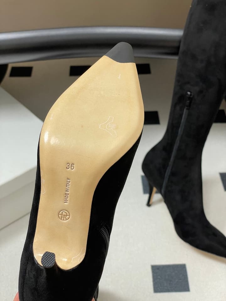 The Row Elastic Kitten Heel Boots – 2025 Fall Collection in Black Suede 3cm Heel