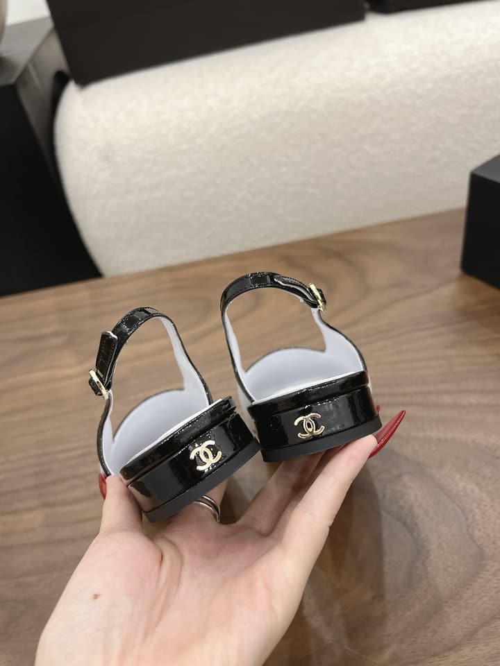 Chanel Leather Flats – 2026