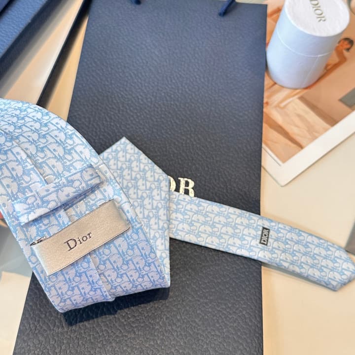 Dior Blue Oblique Pixel Silk Tie in Coffee
