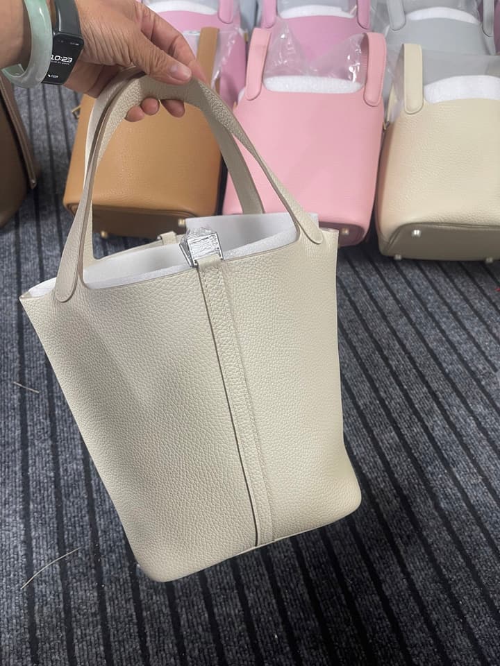 Unknown Picotin 22cm Bucket Bag