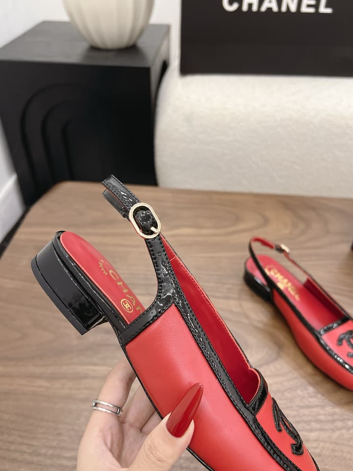 Chanel Leather Flats – 2026