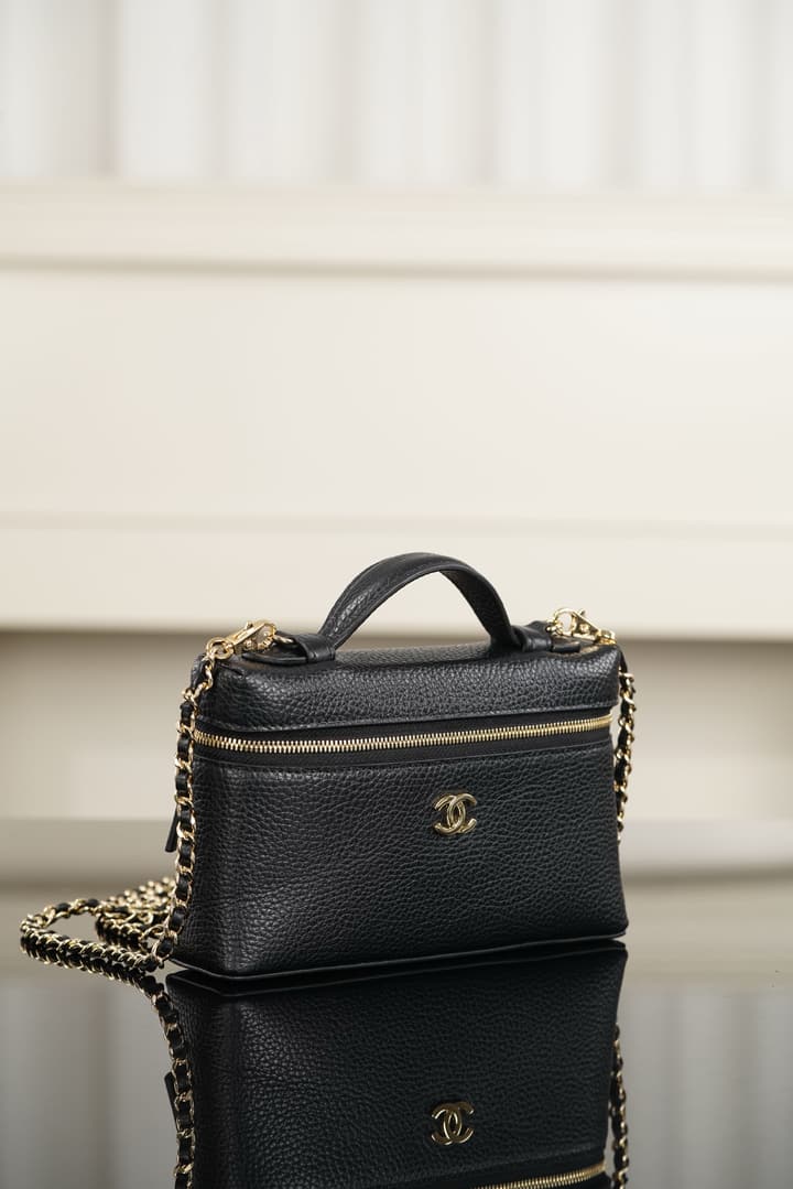 Chanel 26A LP Vanity Box Bag Small – 26A Collection