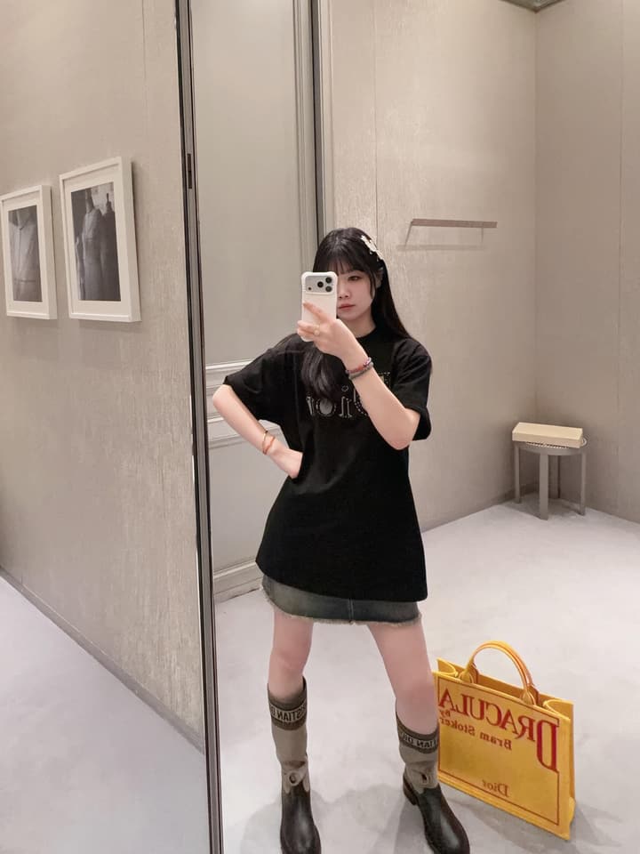 Dior Reverse Embroidered Loose Fit T-Shirt – Summer Collection 2026 in Black
