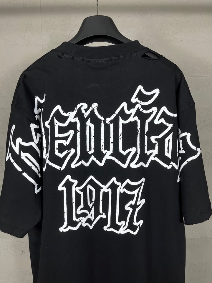 Balenciaga Paris Art Print Distressed T-Shirt – 25SS in Black