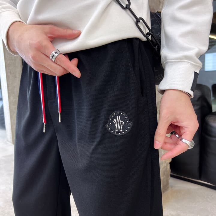 Moncler Logo Embroidered Sweatpants – 2023 Spring/Summer Collection in Black