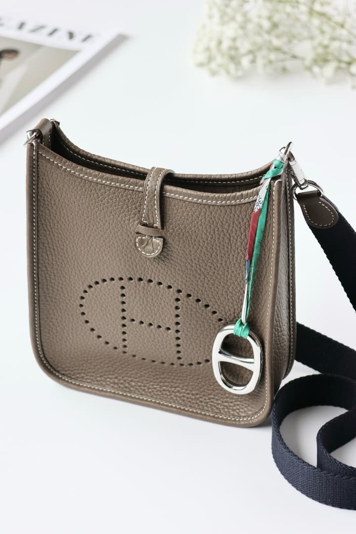 Hermès Evelyne 16 Mini Crossbody Bag in Etoupe With Gold Hardware