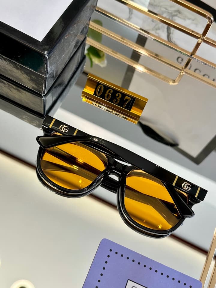 Gucci Polarized Sunglasses in Clear Lenses