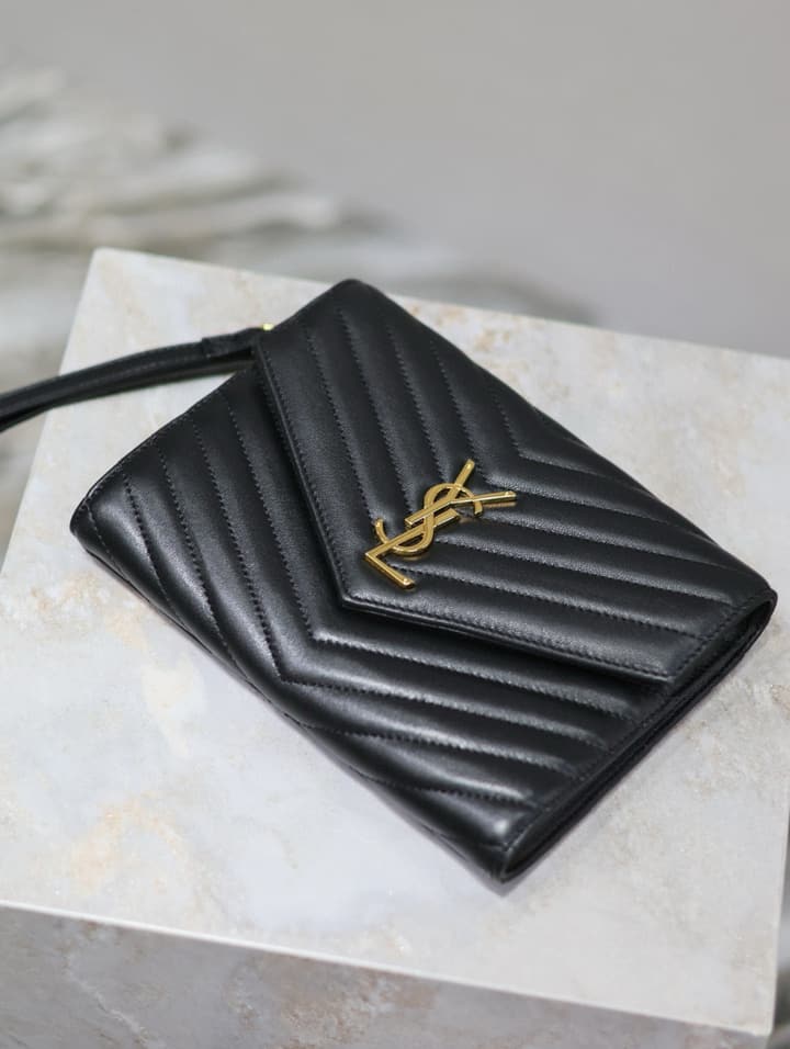 Saint Laurent LE CASSANDRE Lambskin Clutch Bag in Black