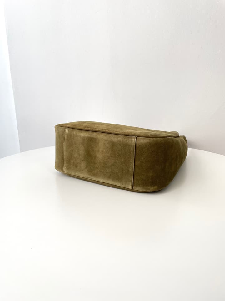 Saint Laurent 5A7 Large Suede Hobo Bag – Autumn/Winter Collection