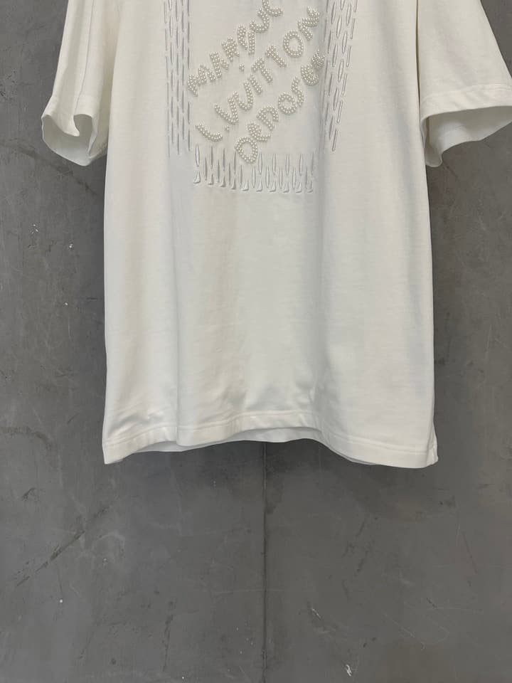 Louis Vuitton Embroidered Beaded Cotton T-Shirt – 25SS in Black