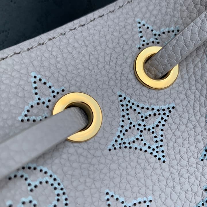 Louis Vuitton Pico Bella Monogram Handbag