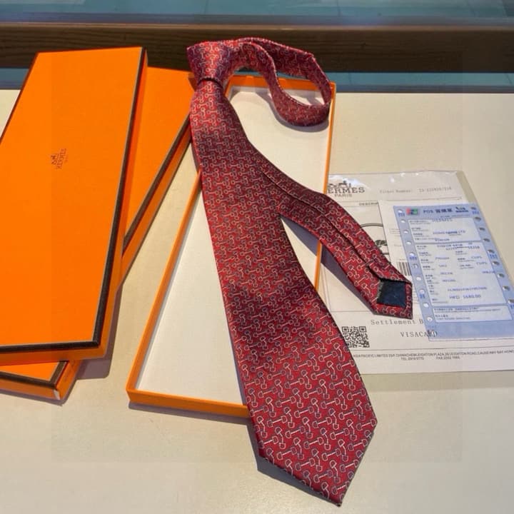 Hermès Men's New Collection Silk Tie in Navy Blue
