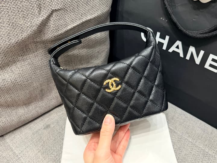 Chanel Caviar Leather Lunchbox Bag – 25C