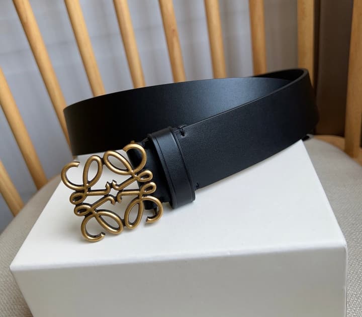 Loewe Narrow Leather Belt with Anagram Padlock Buckle in Black Leather With Silver Buckle