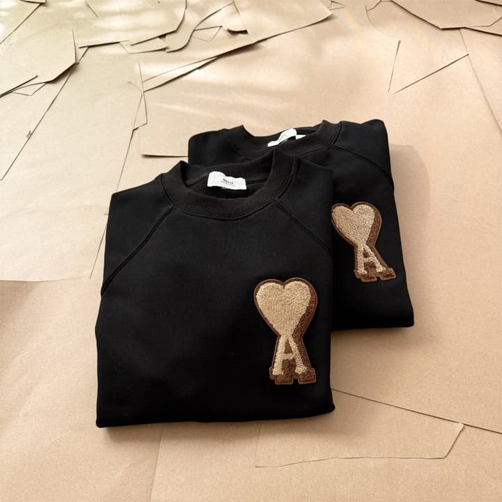 AMI Paris Terry Heart Boxy Sweatshirt – 25FW in Black Sweatshirt
