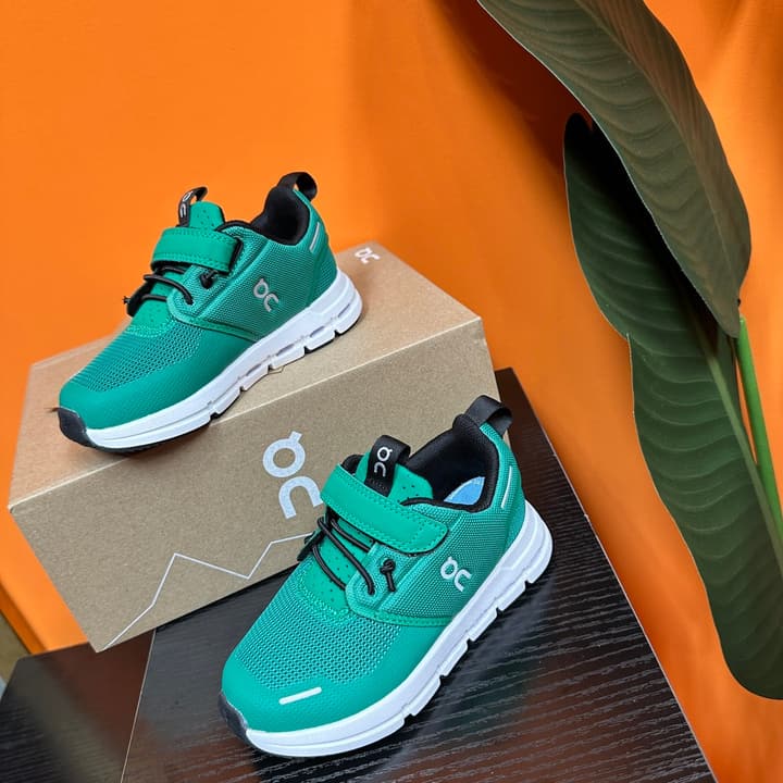 On Kids Running Sneakers – Kids Collection in Black