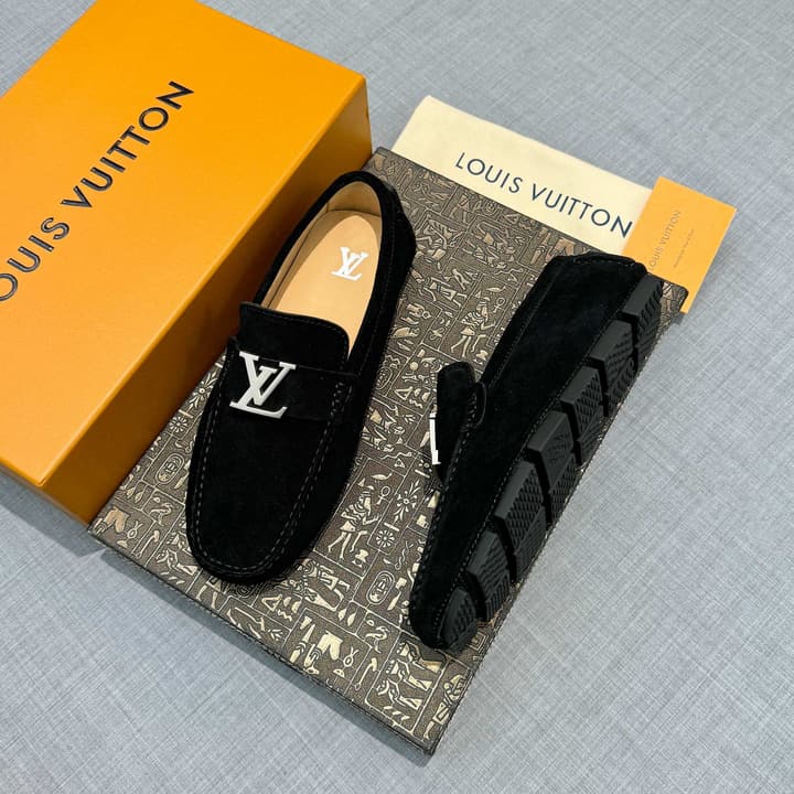 Louis Vuitton Men's Suede Driving Shoes in Black Suede