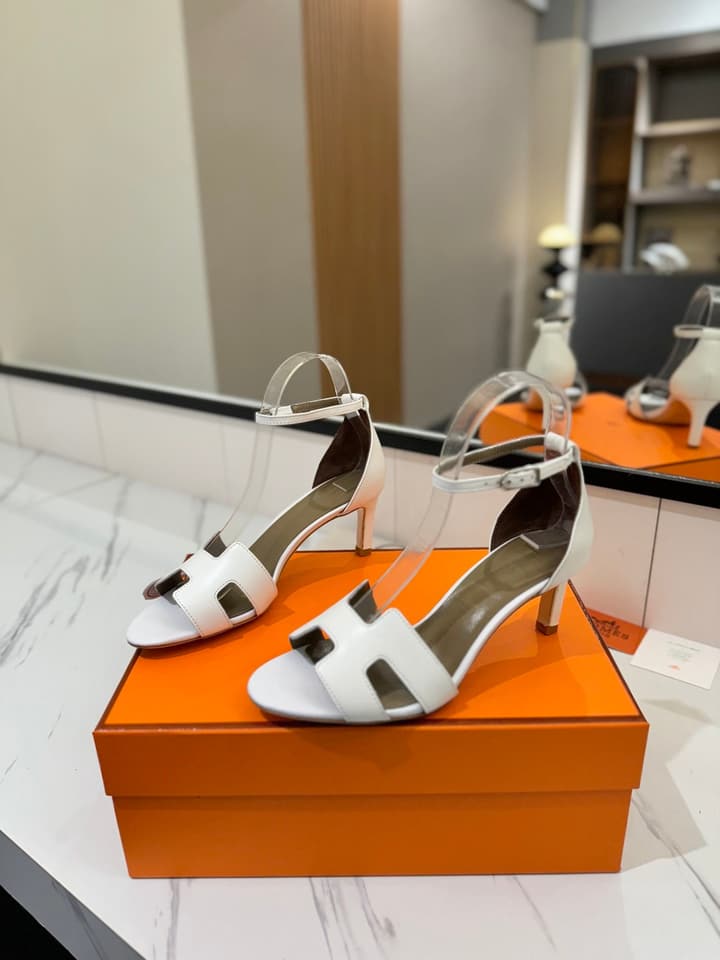 Hermès Classic Smooth Cowhide Heels – 6.5cm in All White