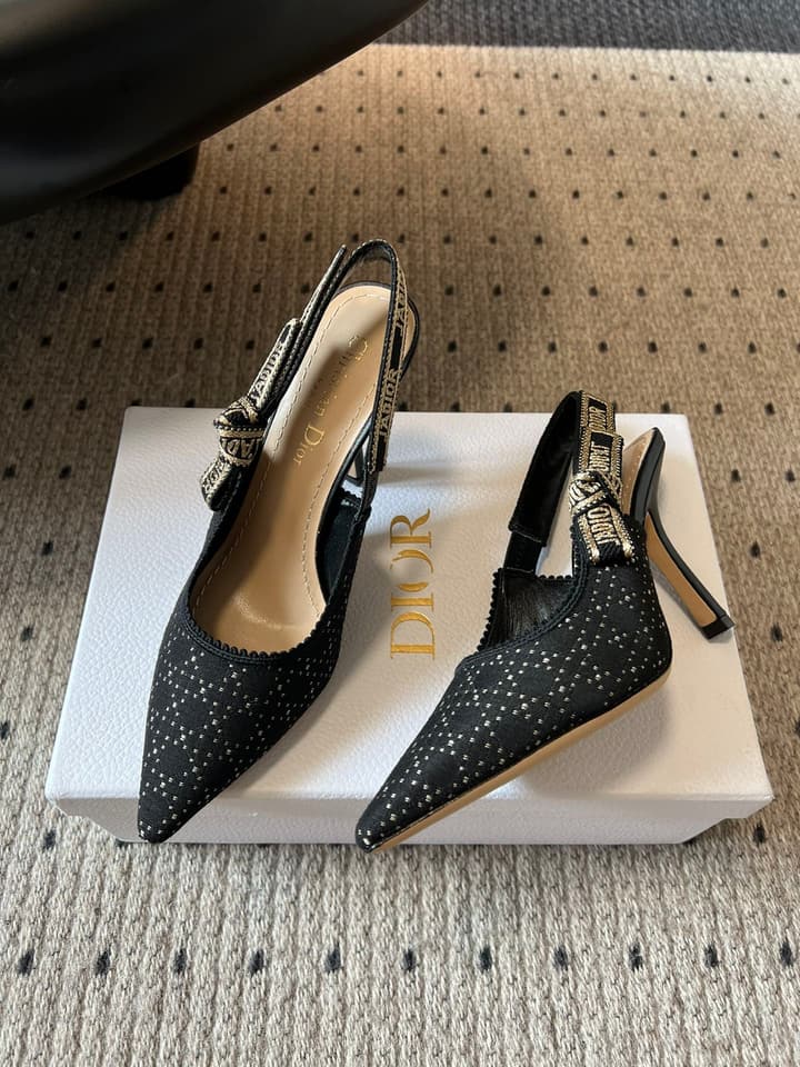 Dior Classic Polka Dot Bow Pumps in Deep Quilted Black