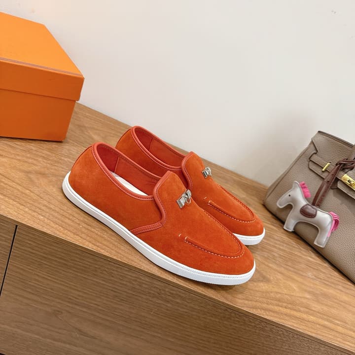 Hermès Lightweight Couple's Loafers – 25SS in Coral