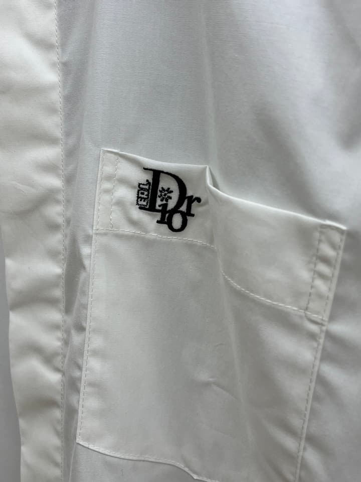 Dior Minimalist Long-Sleeve Cotton Shirt – Spring/Summer Collection