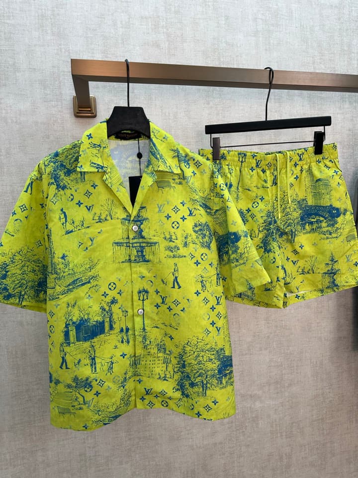 Louis Vuitton Monogram City Walk Beach Shirt – 25SS in Lime Green