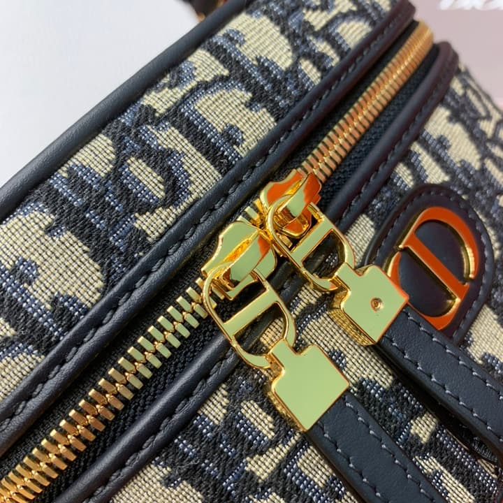 Dior 30 Montaigne Mini Vanity Box Bag