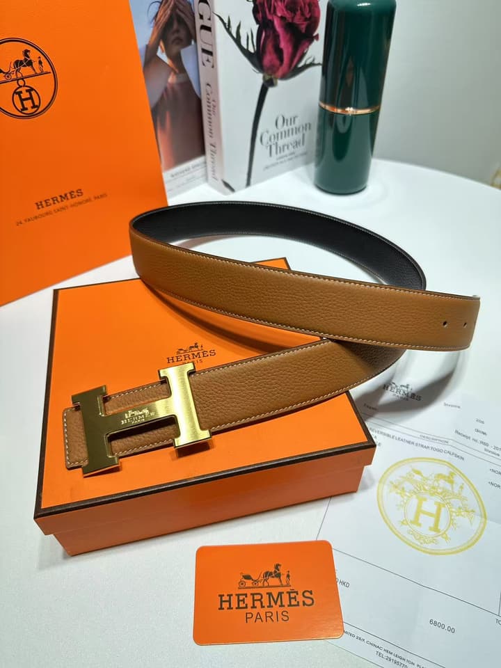 Hermès Men's Top-Layer Cowhide Pin Buckle Belt in Black With Silver Buckle