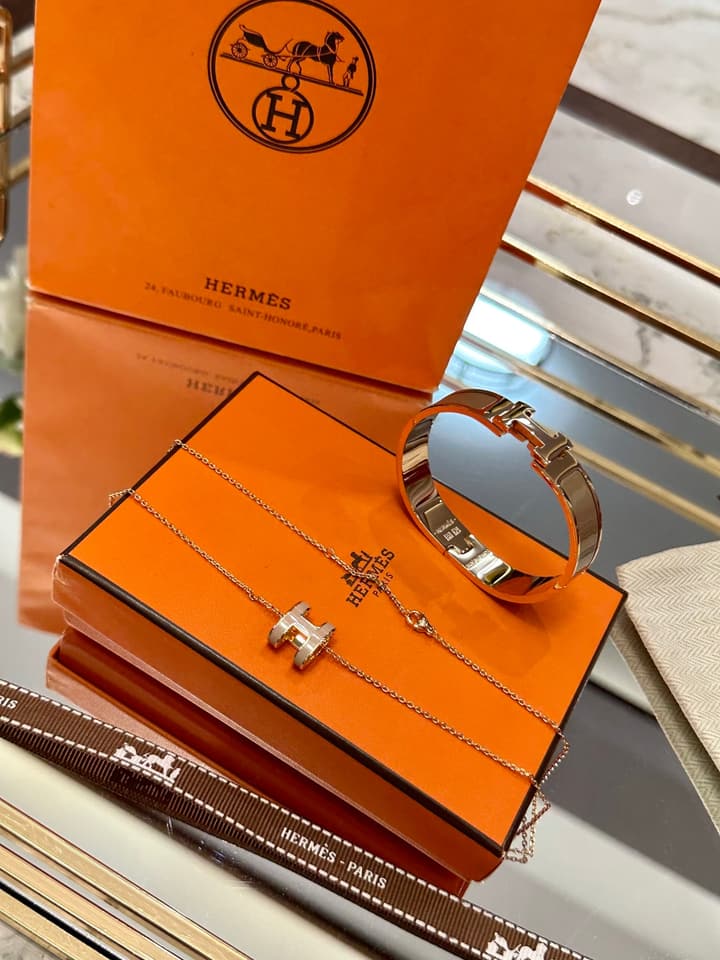 Hermès Oval Series Necklace & Bracelet Set