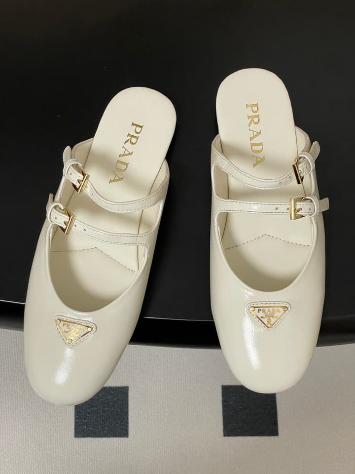 Prada Wrinkled Patent Ballet Flats – 25SS in Leopard Print