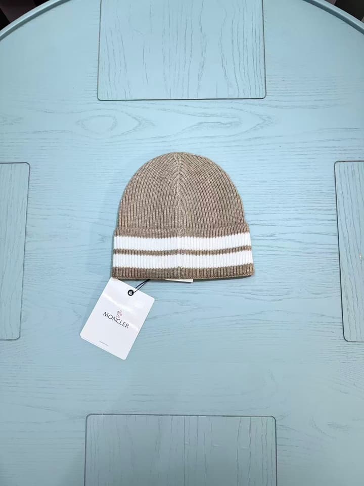 Moncler Classic Jacquard Knit Beanie – Kids Collection – 25FW in Classic Black Beanie