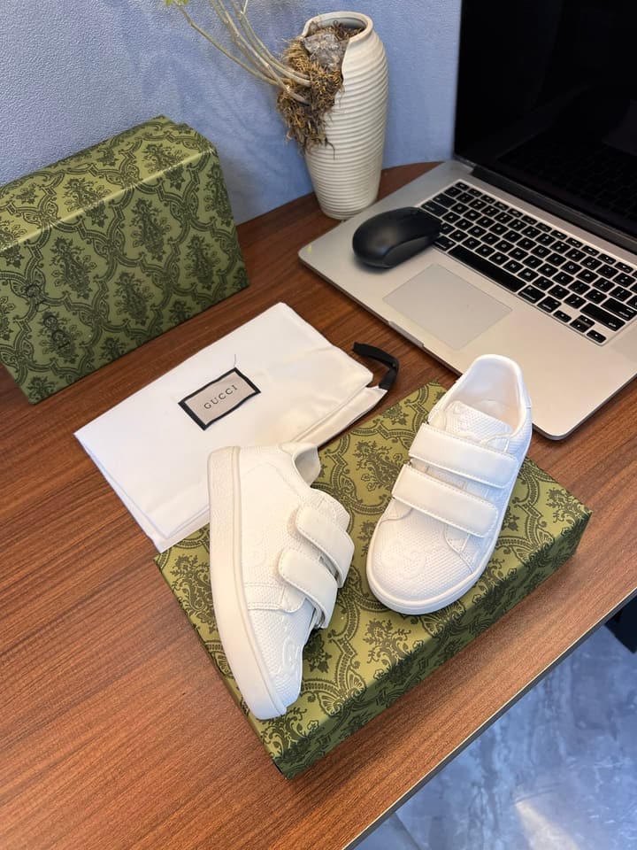 Gucci Kids Sheepskin-Lined Sneakers – Kids Collection