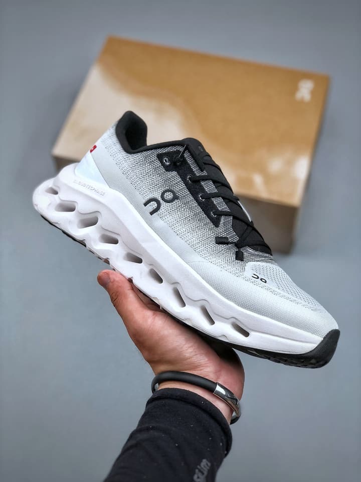 On Cloudtilt Lightweight Casual Sneakers