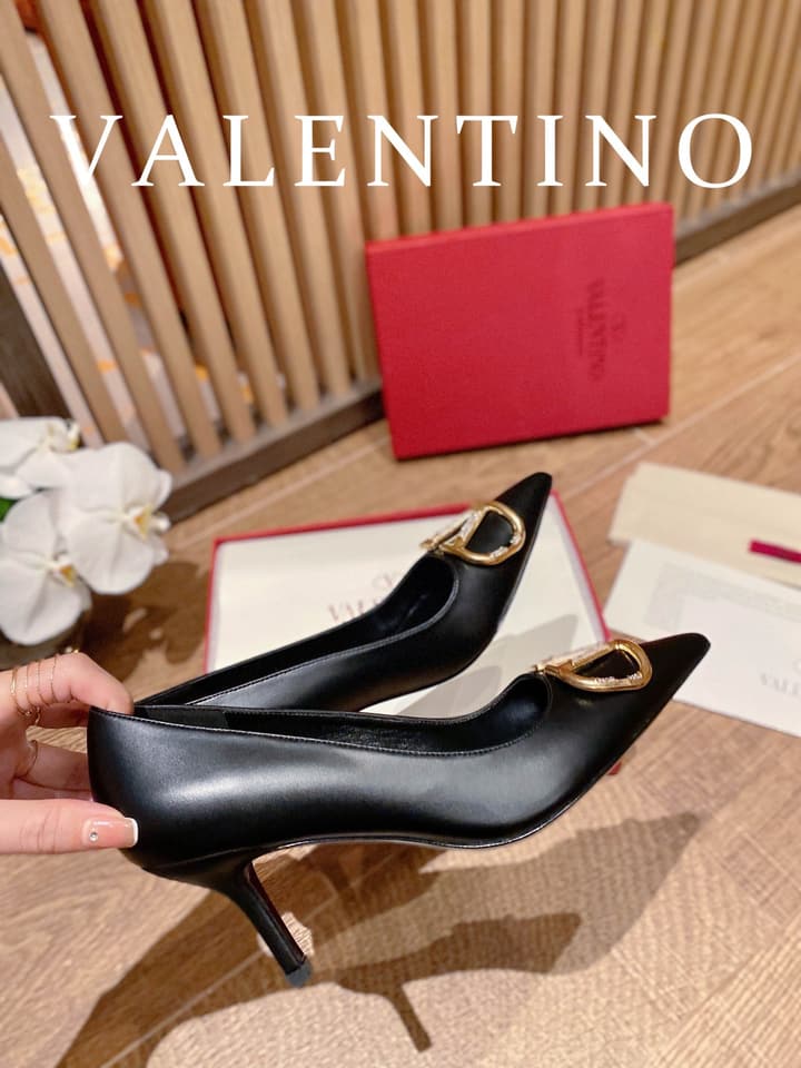 Valentino VLogo Signature Crystal Pumps – 2022 Collection in Black Patent Leather