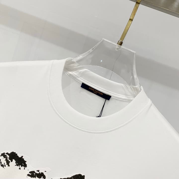 Louis Vuitton Snow Mountain Ice Cube Logo T-Shirt in Black