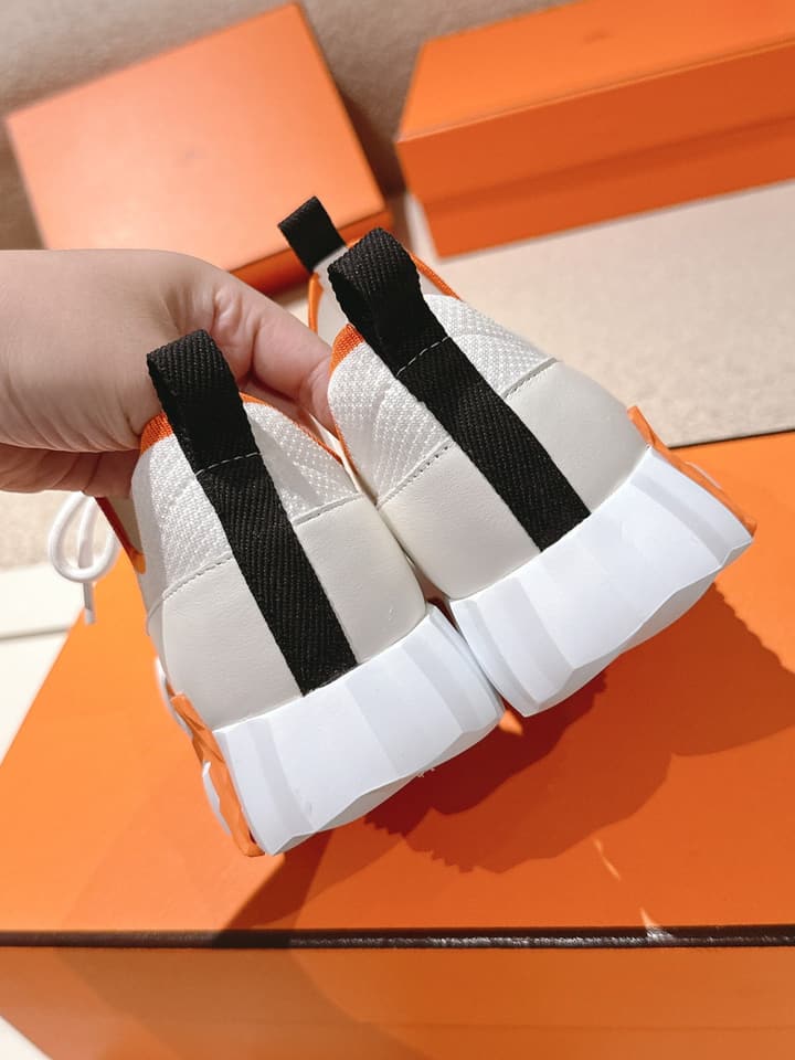 Hermès Classic Couple's Casual Sneakers in All Black