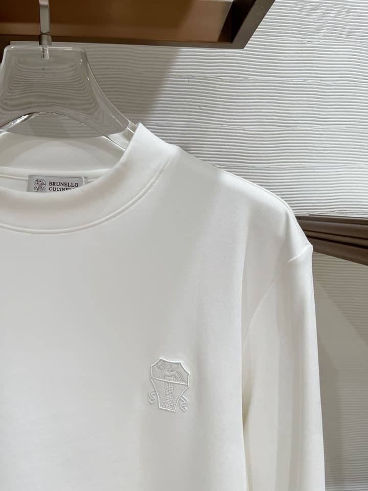 Brunello Cucinelli Men's Logo Embroidered Base Layer Sweater – 2025FW in Classic Black