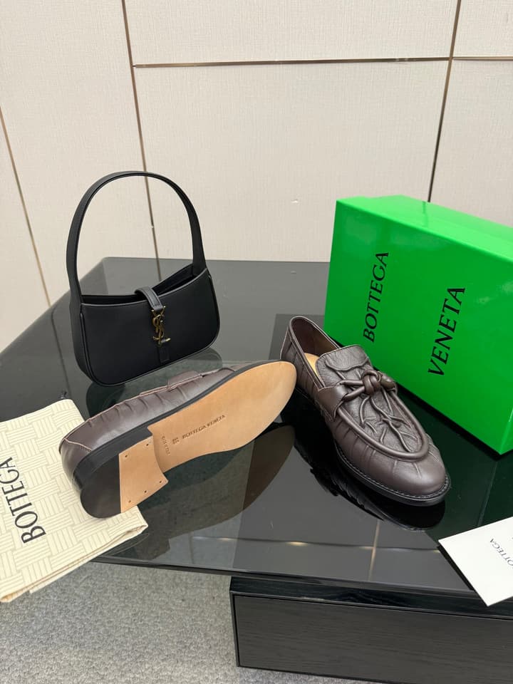 Bottega Veneta Astaire Suede Loafers in Black Leather