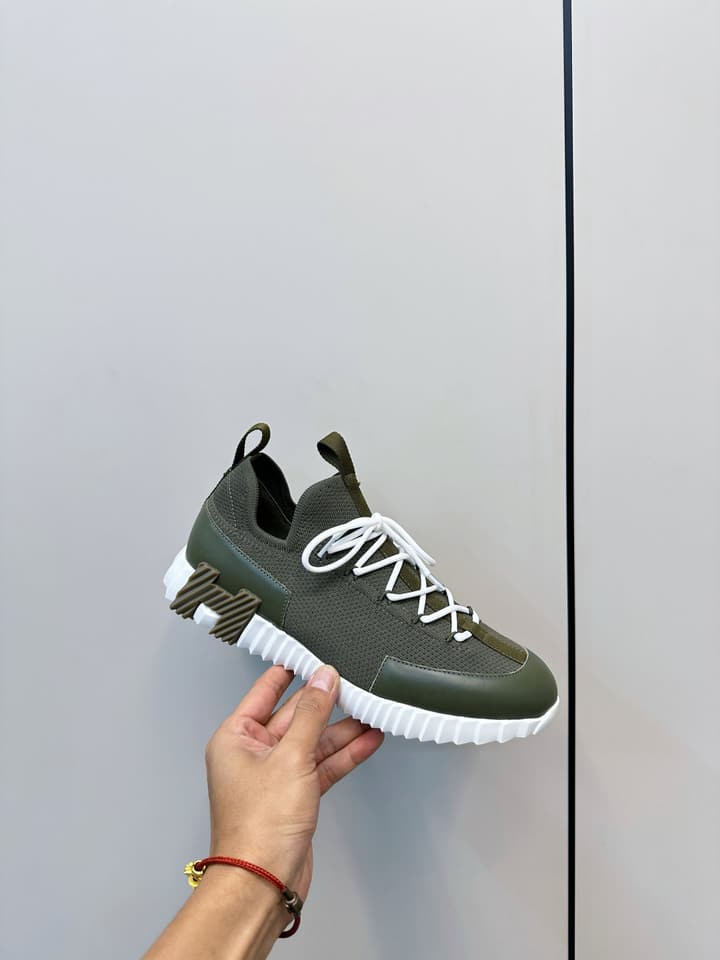 Hermes H Classic Couple Sneakers in Black
