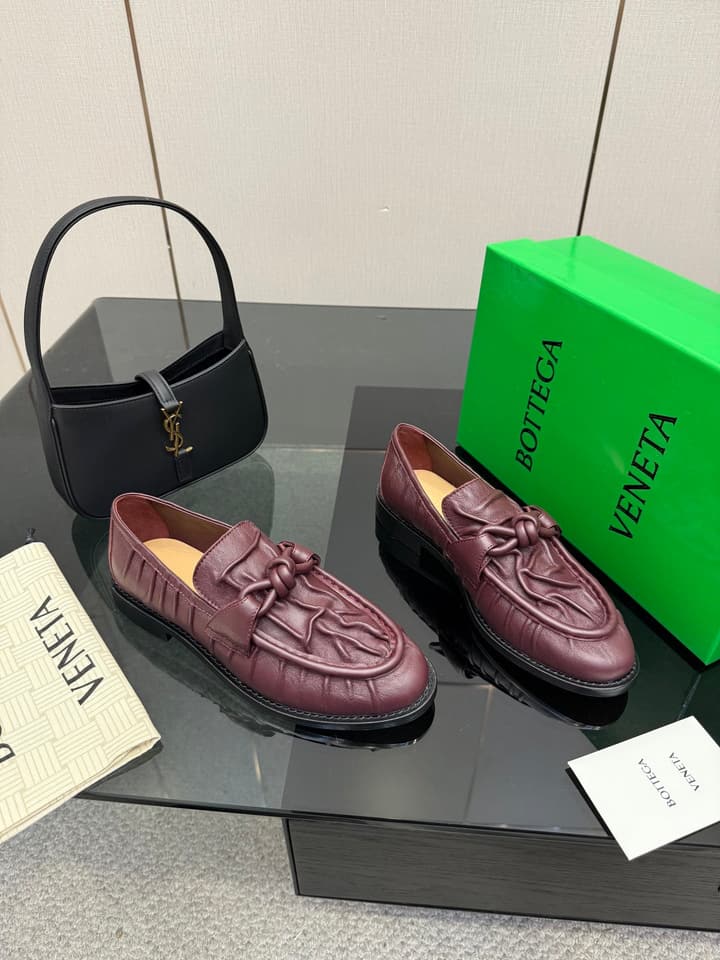 Bottega Veneta Astaire Suede Loafers in Black Leather