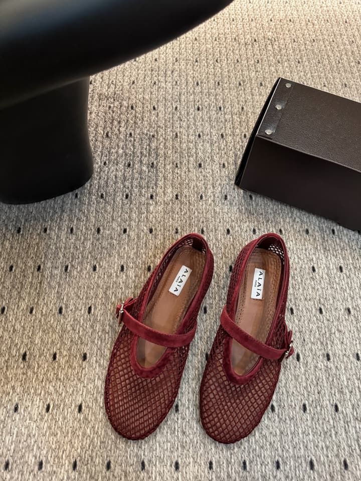 Alaïa Ballet Flats – 25FW in Dusty Rose Suede