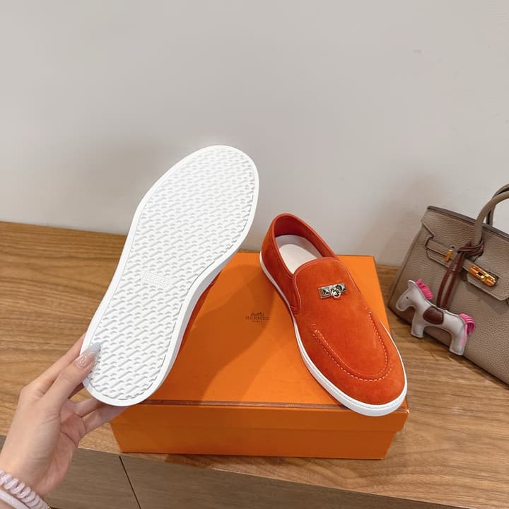 Hermès Lightweight Couple's Loafers – 25SS in Coral